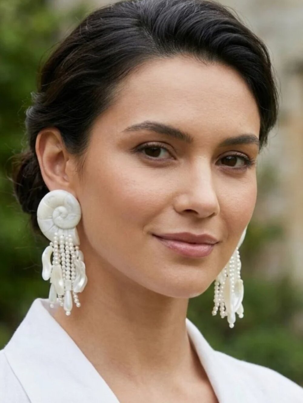 Tuckernuck White & Pearl Shelly Statement Earrings – NWT – Retail $98